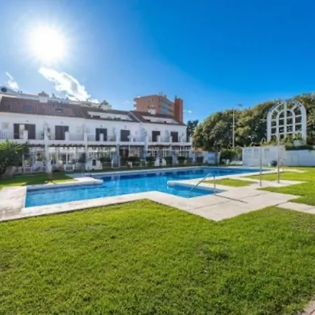 Piso En Castillo Sohail Apartment Fuengirola